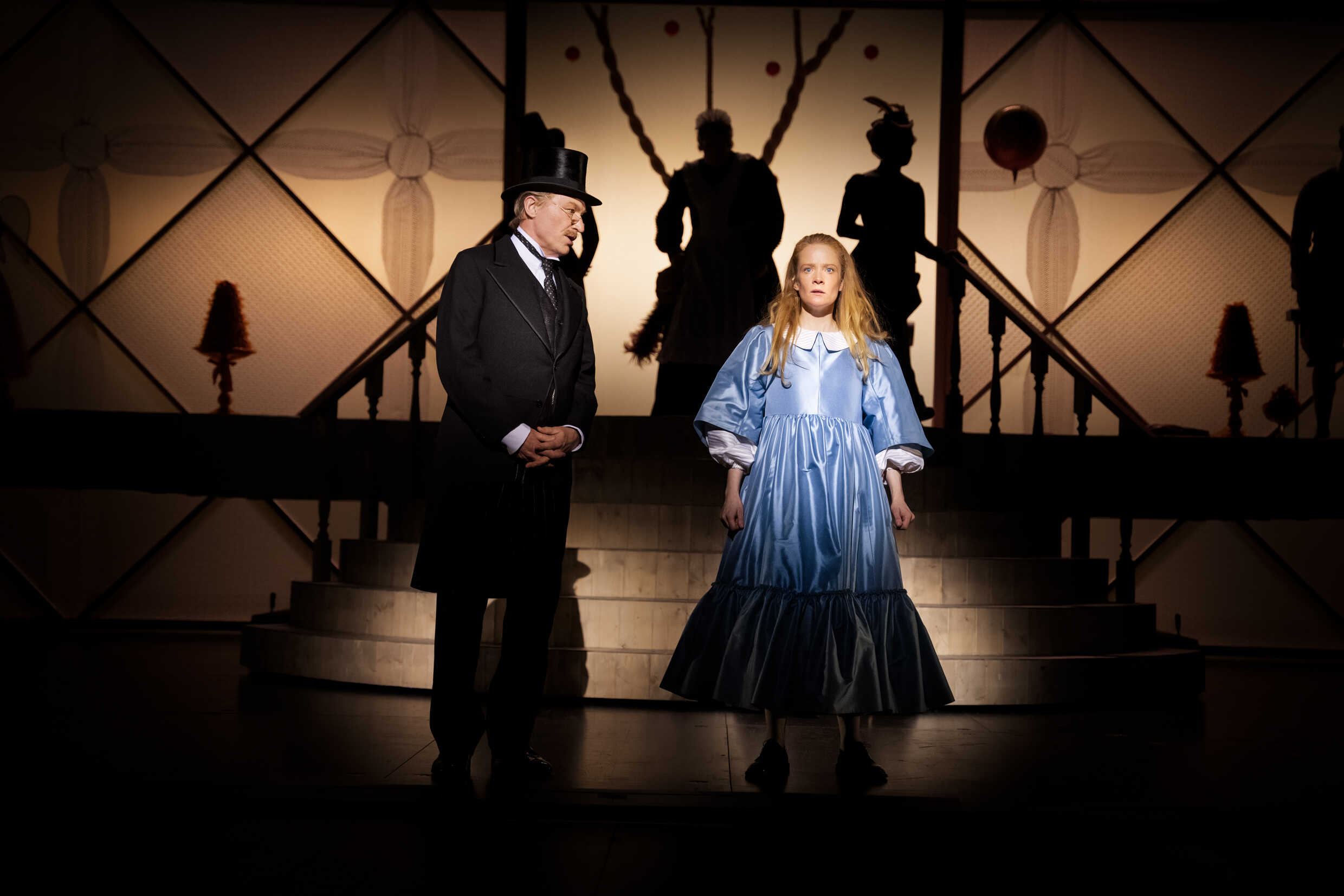 Lars Göran Persson och Maja Rung i Kulla-Gulla. Urpremiär 4 mars på Stora scenen, Kulturhuset Stadsteatern.