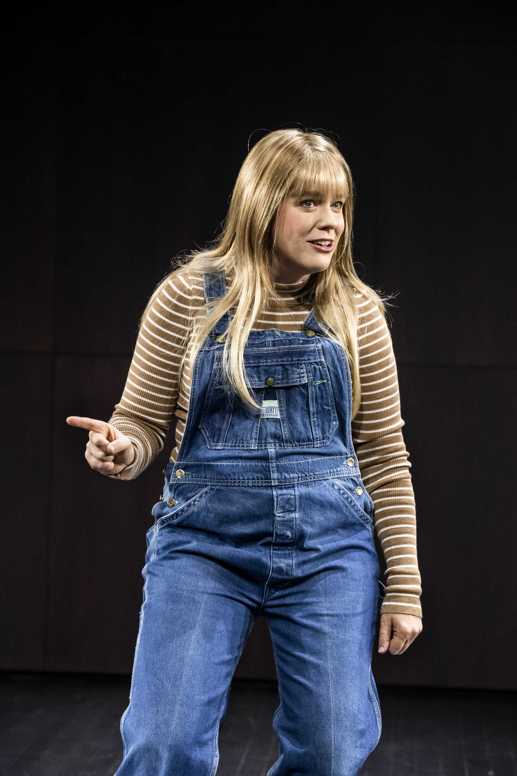 Sandra Huldt i Månen och de andra planeterna. Urpremiär 22 april på Klarascenen, Kulturhuset Stadsteatern.