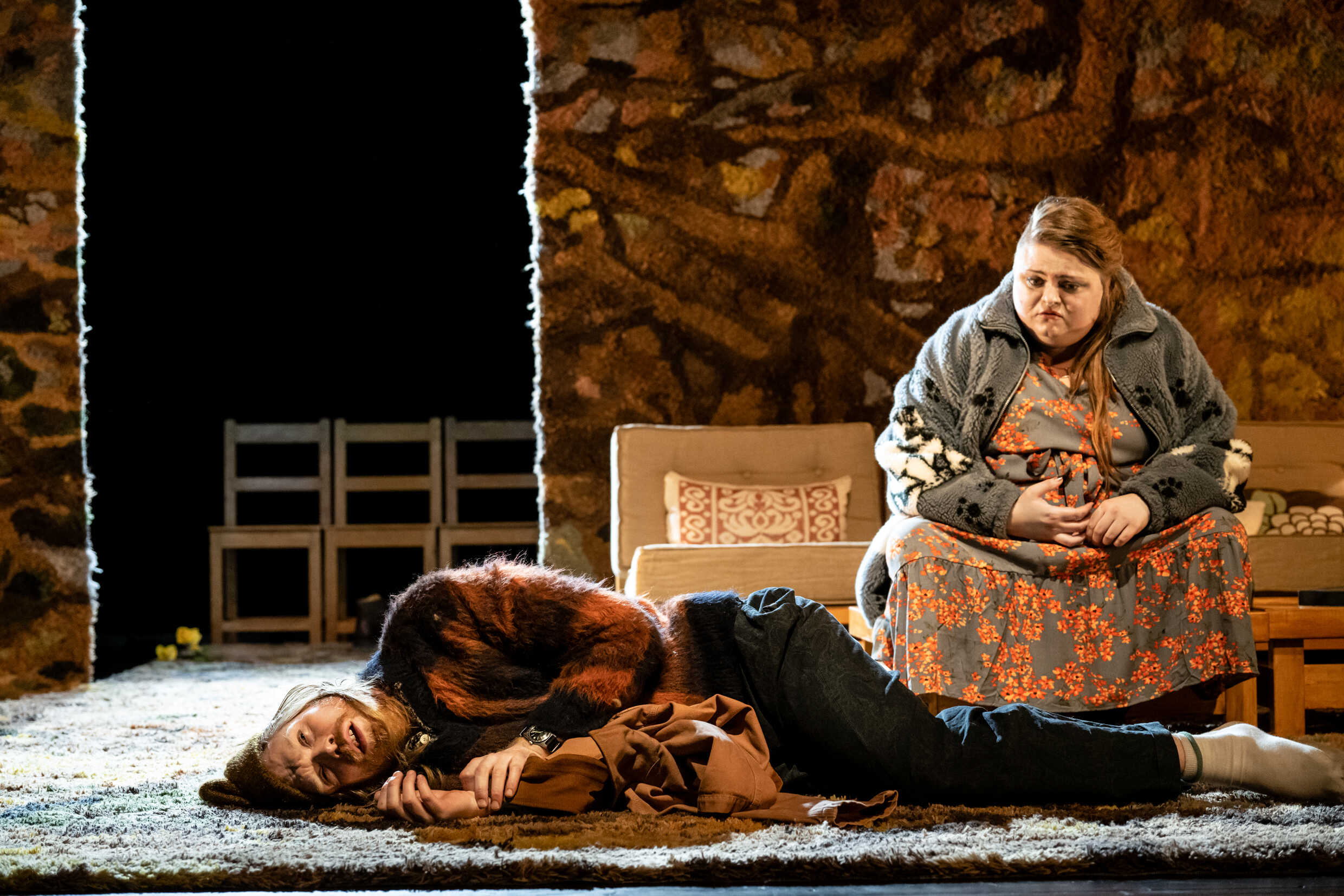 Jörgen Thorsson och Isabelle Kyed i Morbror Janne - scener från livet på landet. Premiär 6 maj på Stora scenen, Kulturhuset Stadsteatern