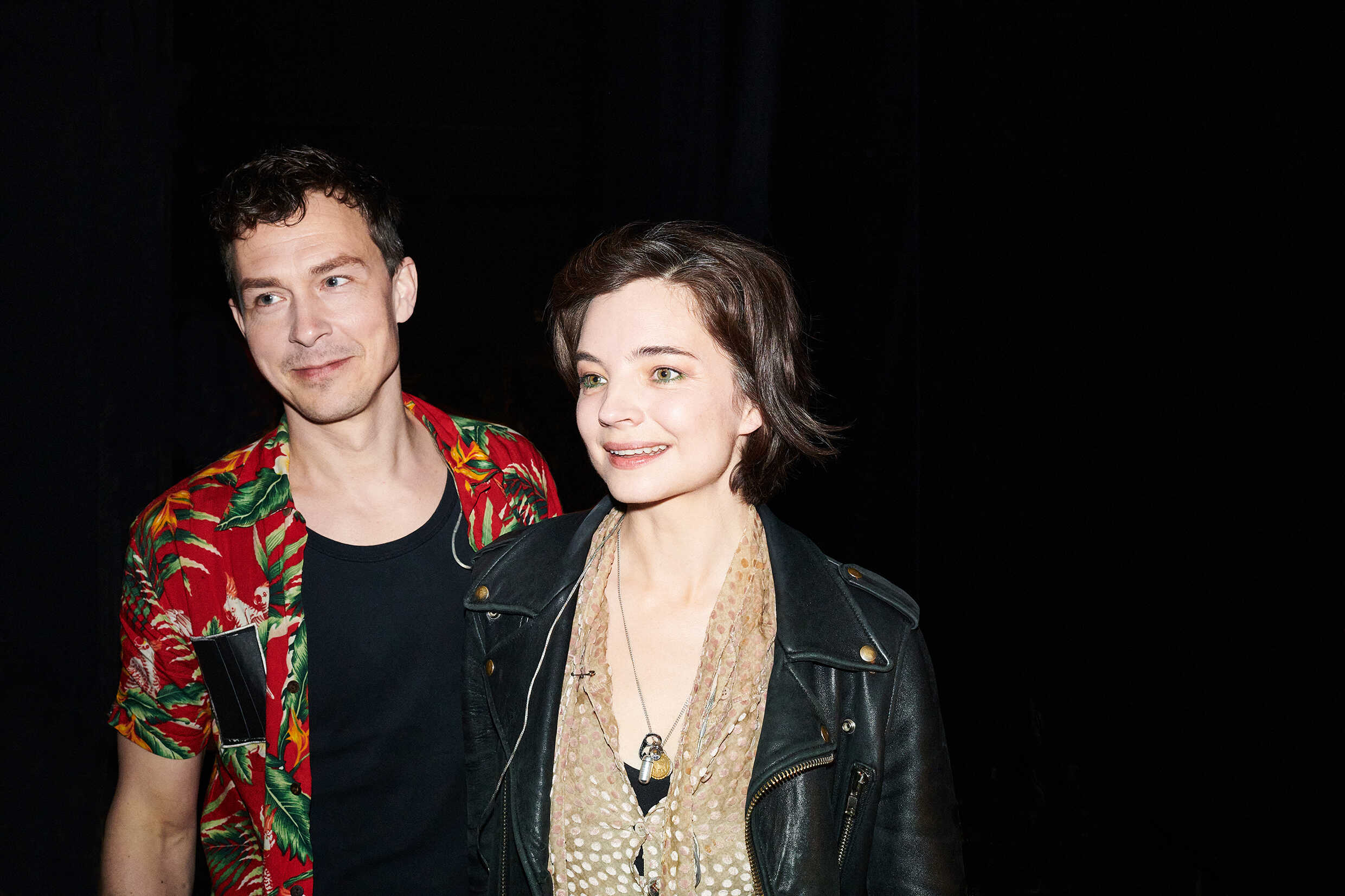Oscar Töringe och Louise Peterhoff i Alltid vara vi, Stora scenen, Kulturhuset Stadsteatern.