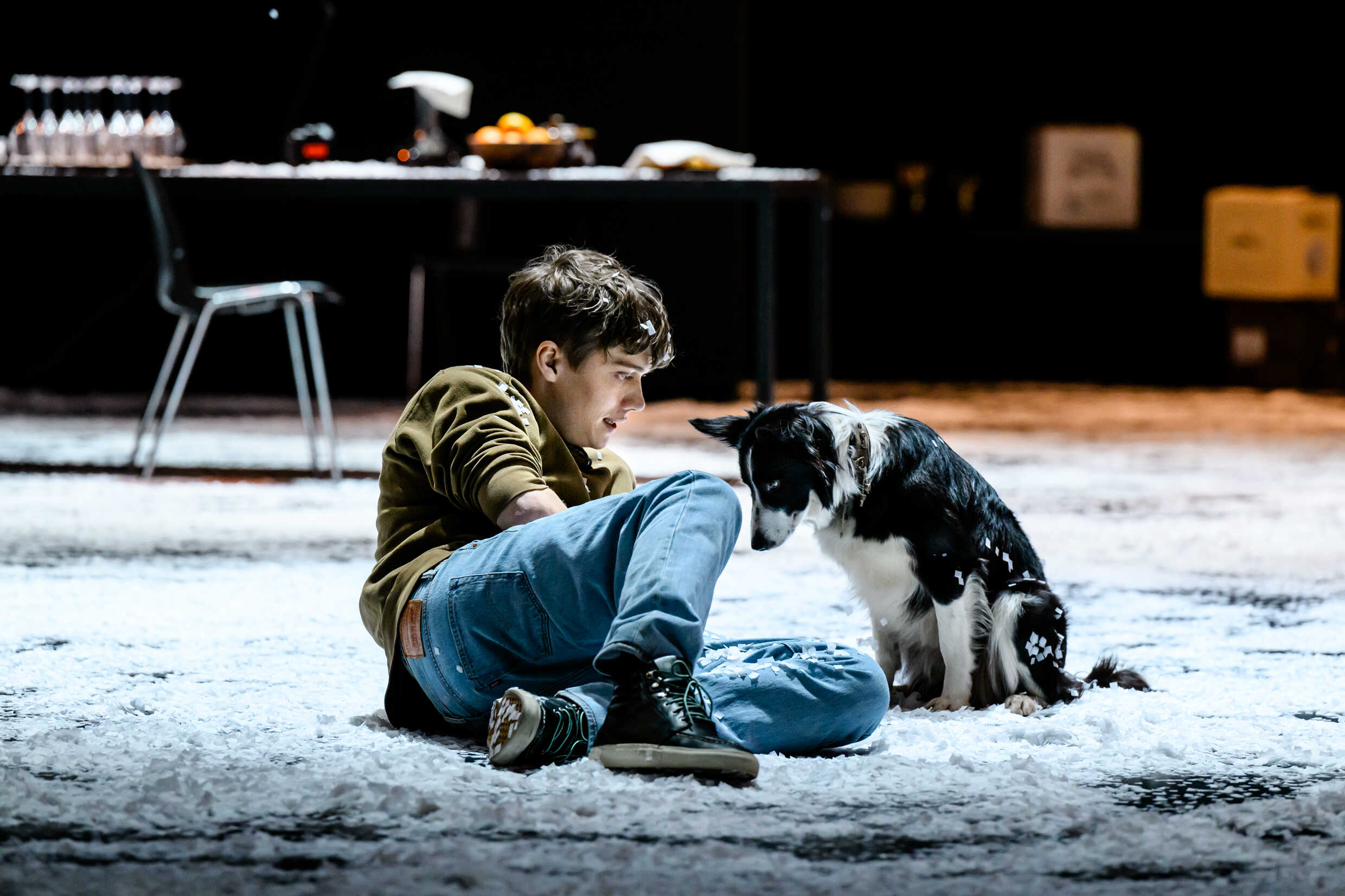 Björn Mosten och hunden Dansa i Jakten, urpremiär 2 december på Stora scenen, Kulturhuset Stadsteatern.