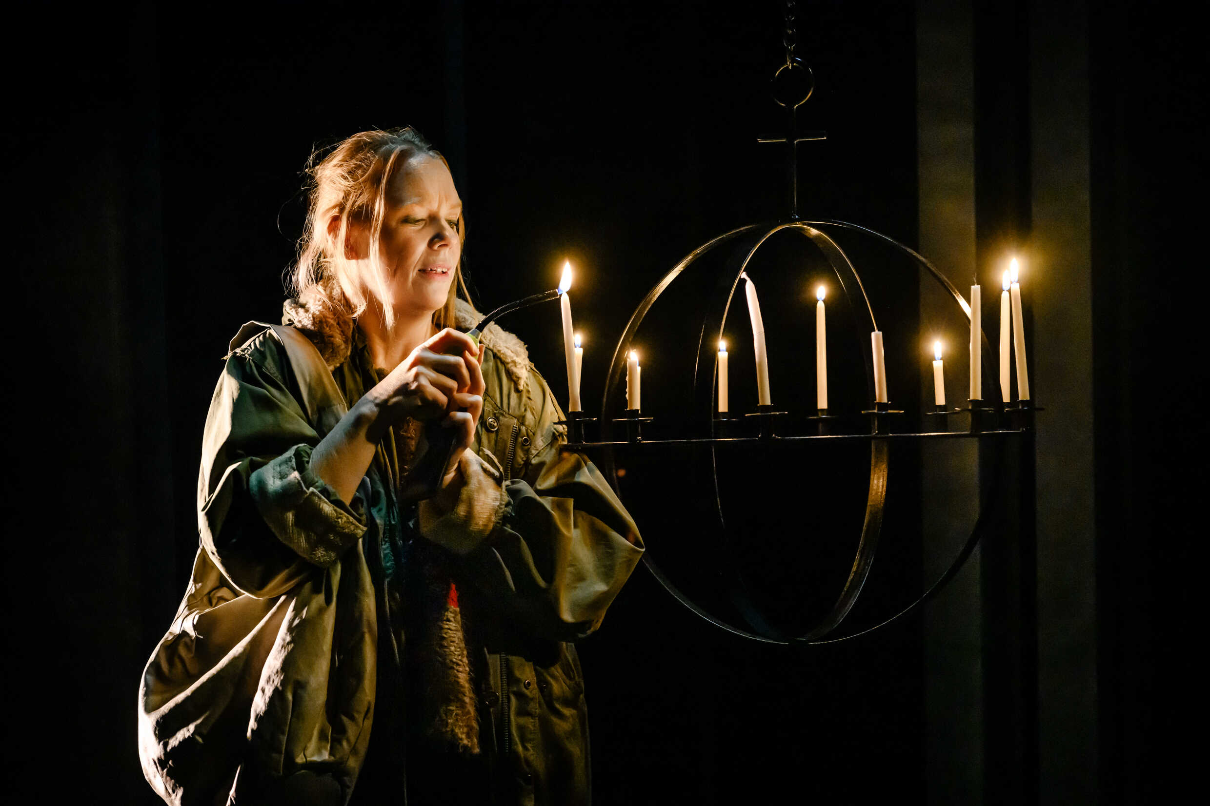 Sandra Huldt i Lost Lake. Urpremiär 4 februari på Lilla scenen, Kulturhuset Stadsteatern.