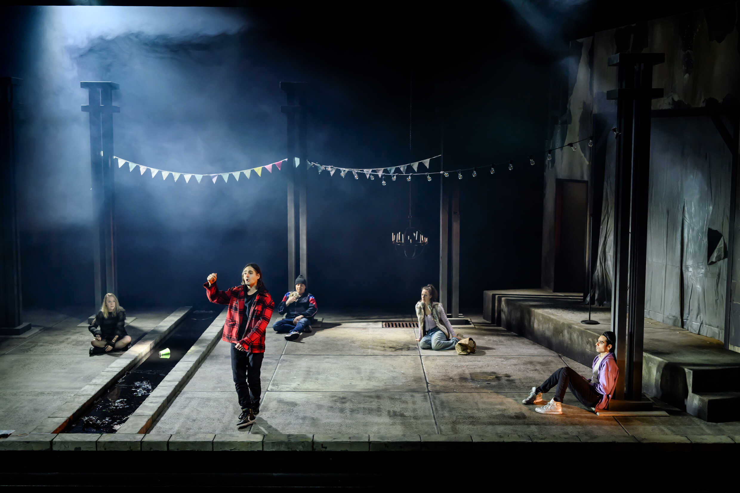 Ensemblen i Lost Lake. Urpremiär 4 februari på Lilla scenen, Kulturhuset Stadsteatern.