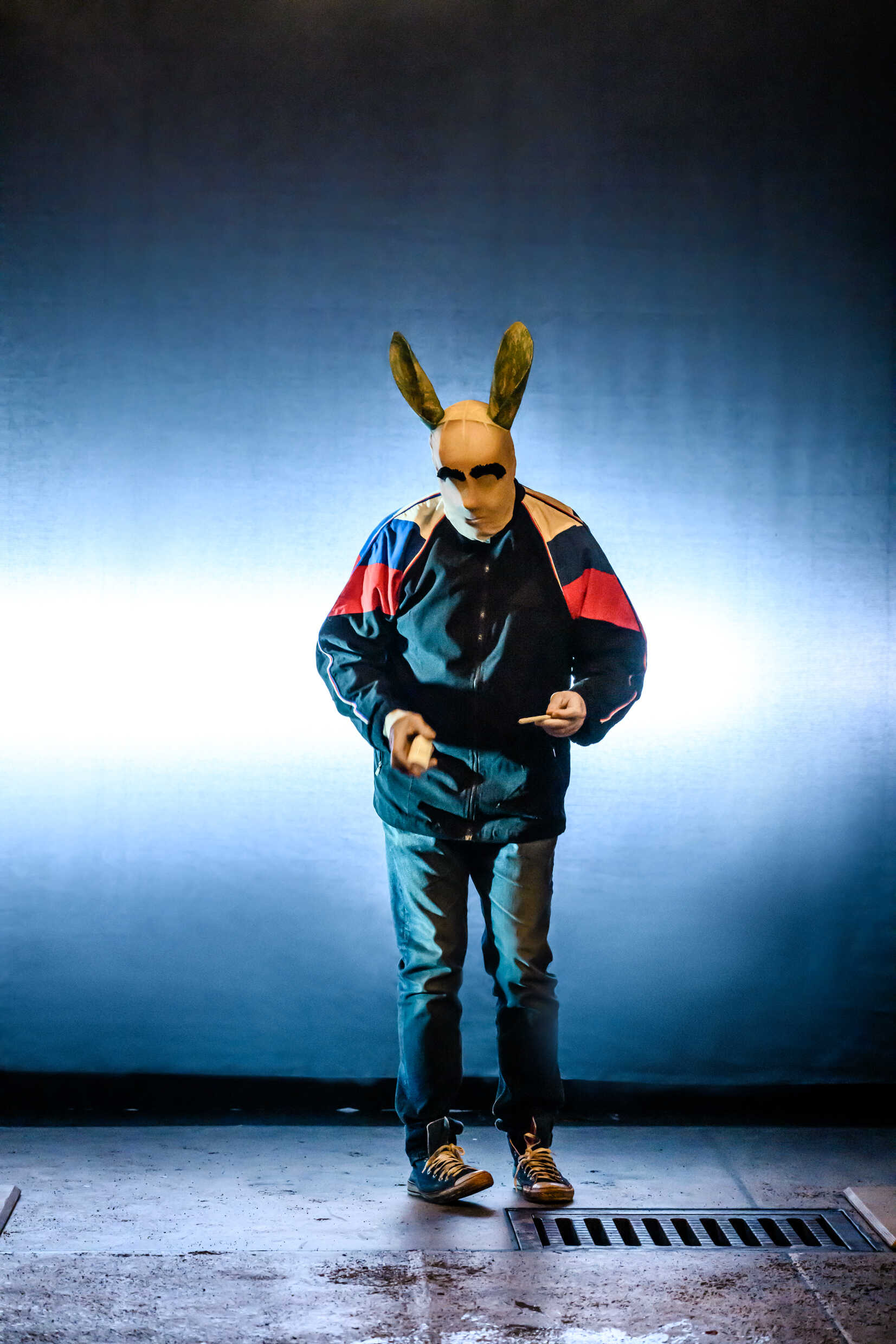 Lennart Jähkel i Lost Lake. Urpremiär 4 februari på Lilla scenen, Kulturhuset Stadsteatern.