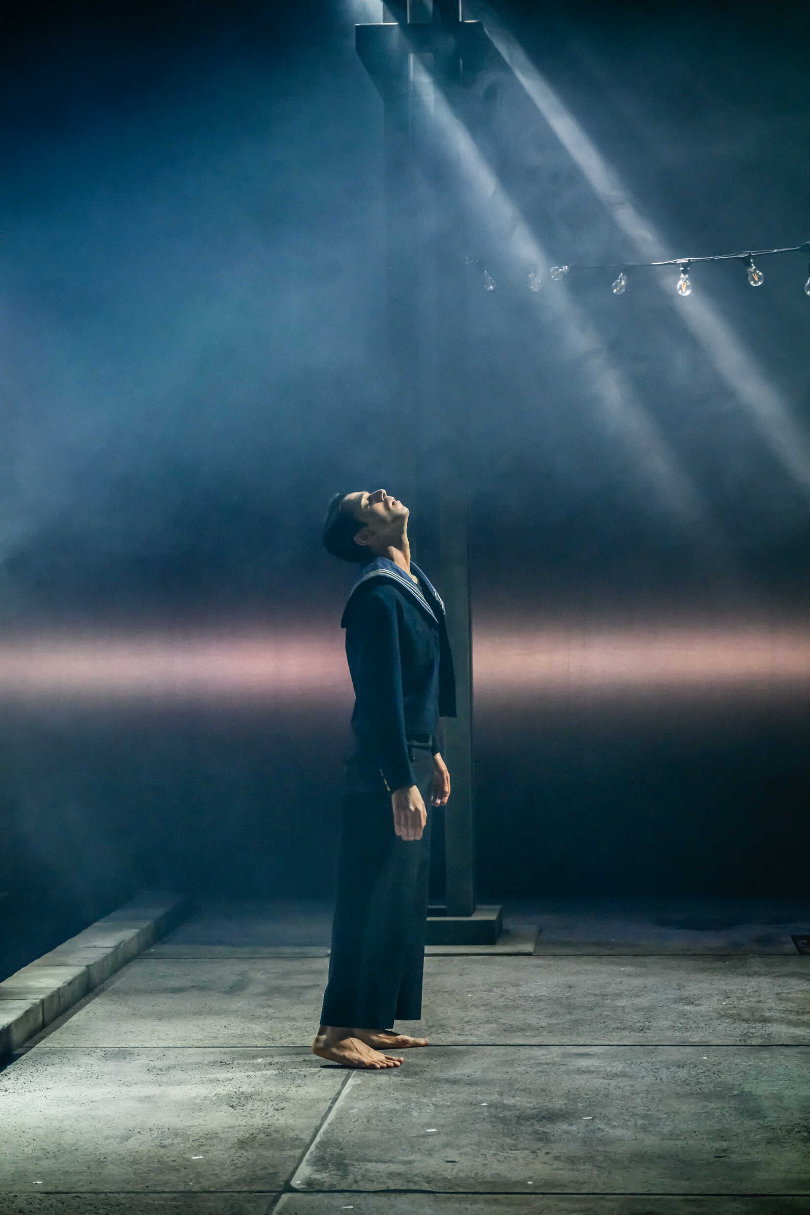 Emil Hedayat i i Lost Lake. Urpremiär 4 februari på Lilla scenen, Kulturhuset Stadsteatern.