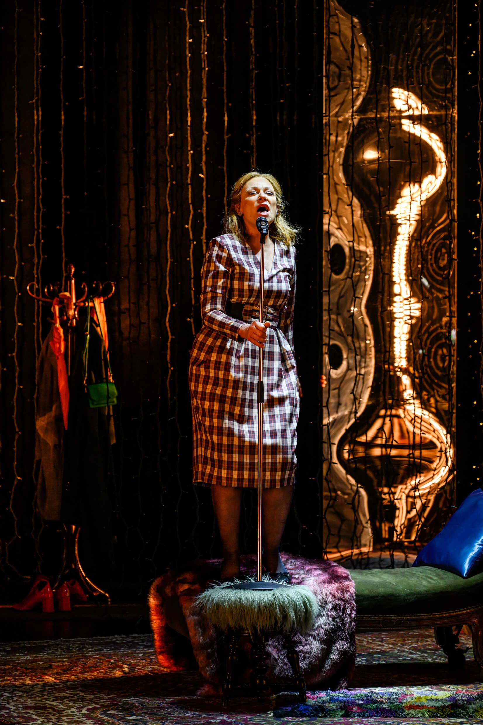 Katarina Ewerlöf i Revisorn, premiär 10 februari på Klarascenen, Kulturhuset Stadsteatern