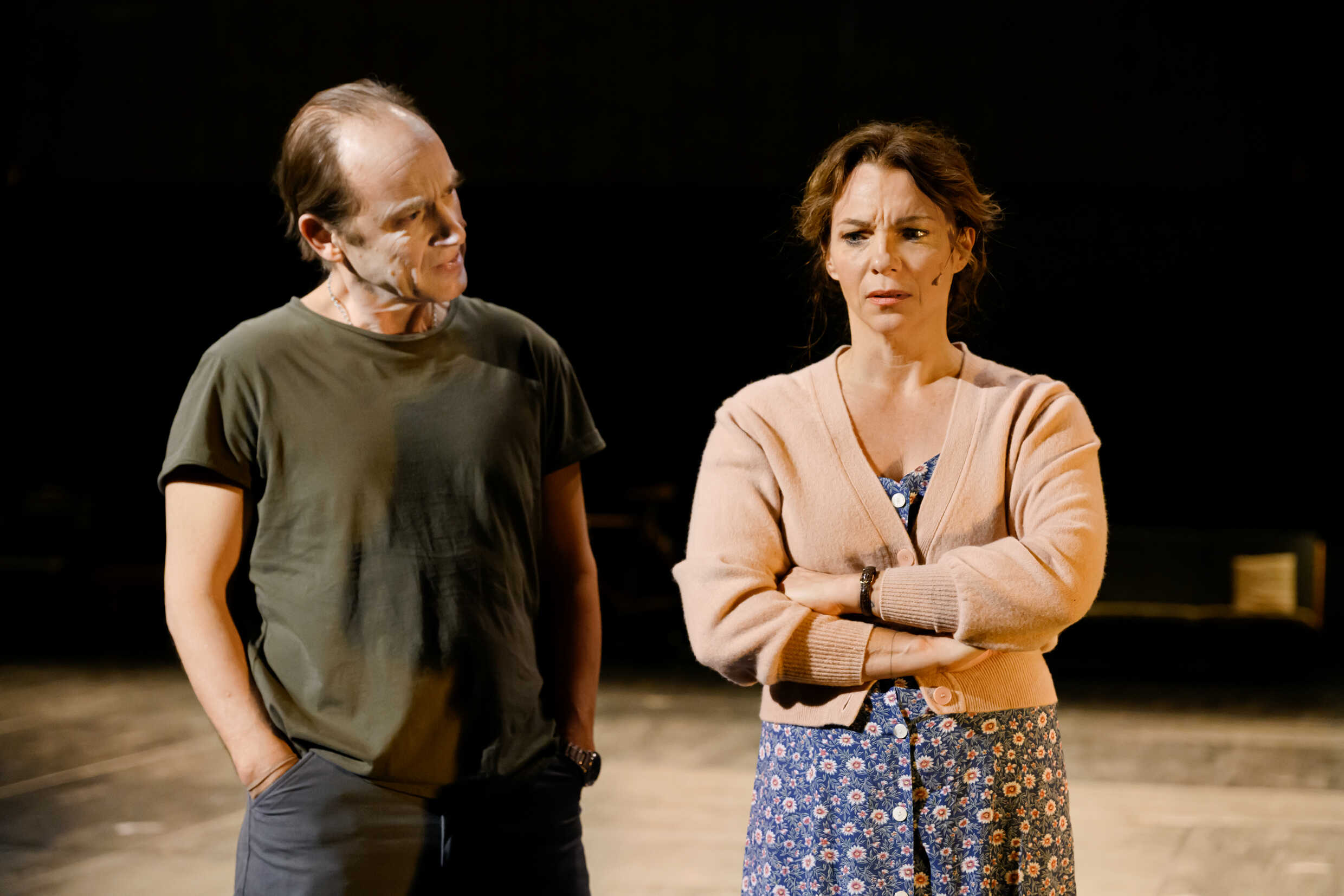 Samuel Fröler och Sofia Ledarp i Tiden är vårt hem, nypremiär 3 mars på Stora scenen, Kulturhuset Stadsteatern