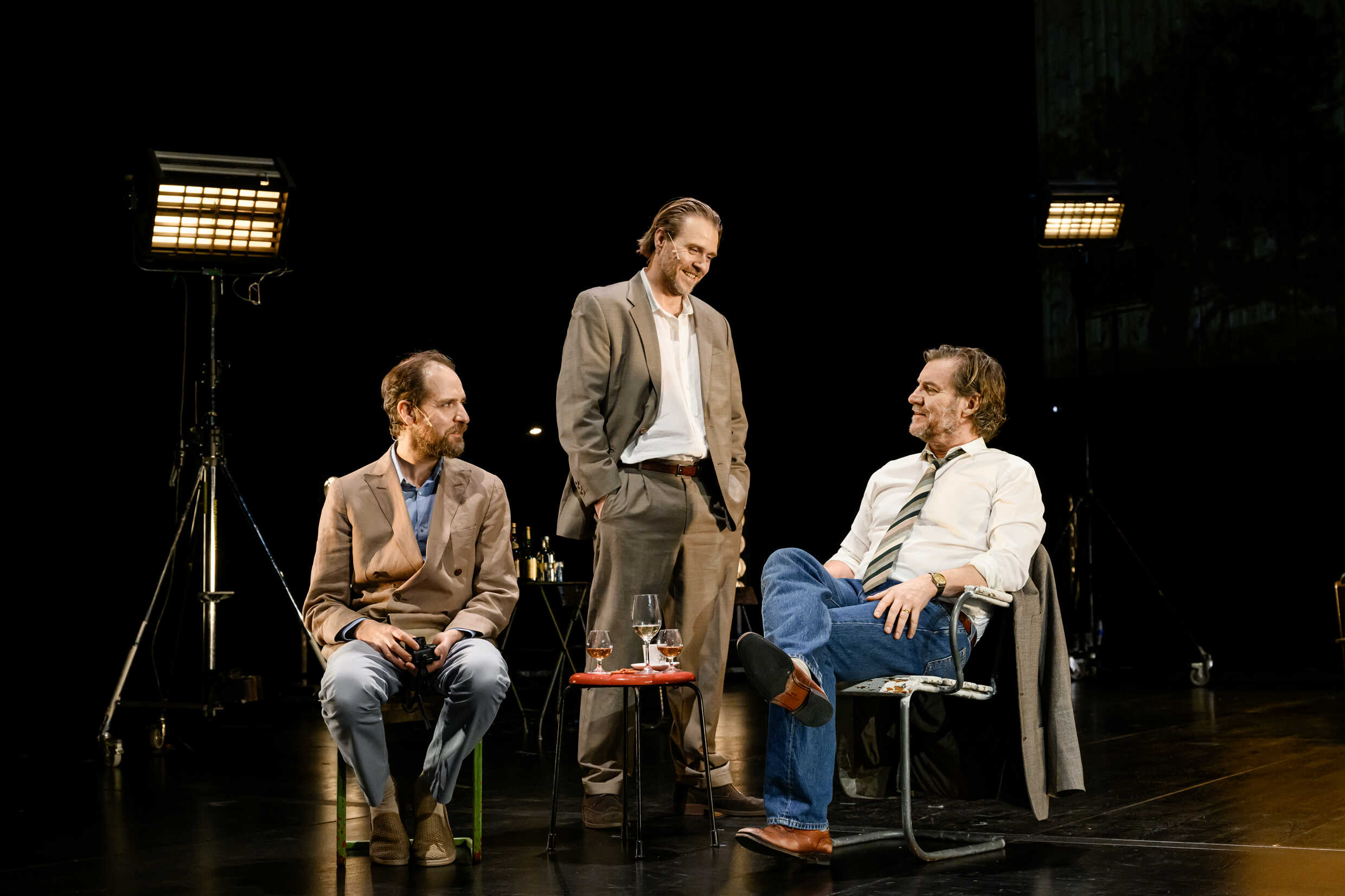 Andreas Kundler, Henrik Norlén och Magnus Krepper i Tiden är vårt hem, nypremiär 3 mars på Stora scenen, Kulturhuset Stadsteatern