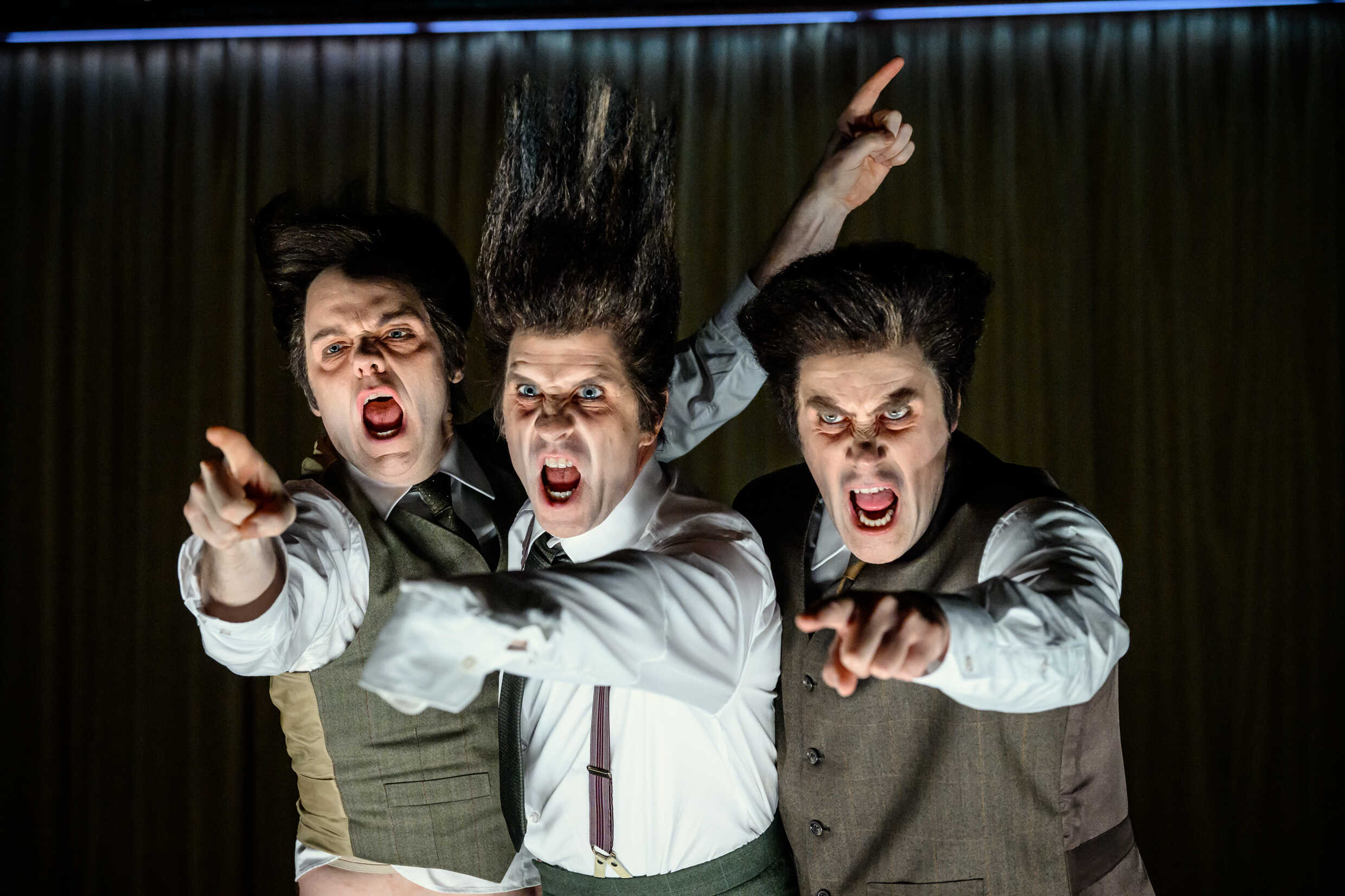 Olof Wretling, Mattias Fransson och Sven Björklund i Monstrets tid. Urpremiär 6 oktober på Klarascenen, Kulturhuset Stadsteatern.