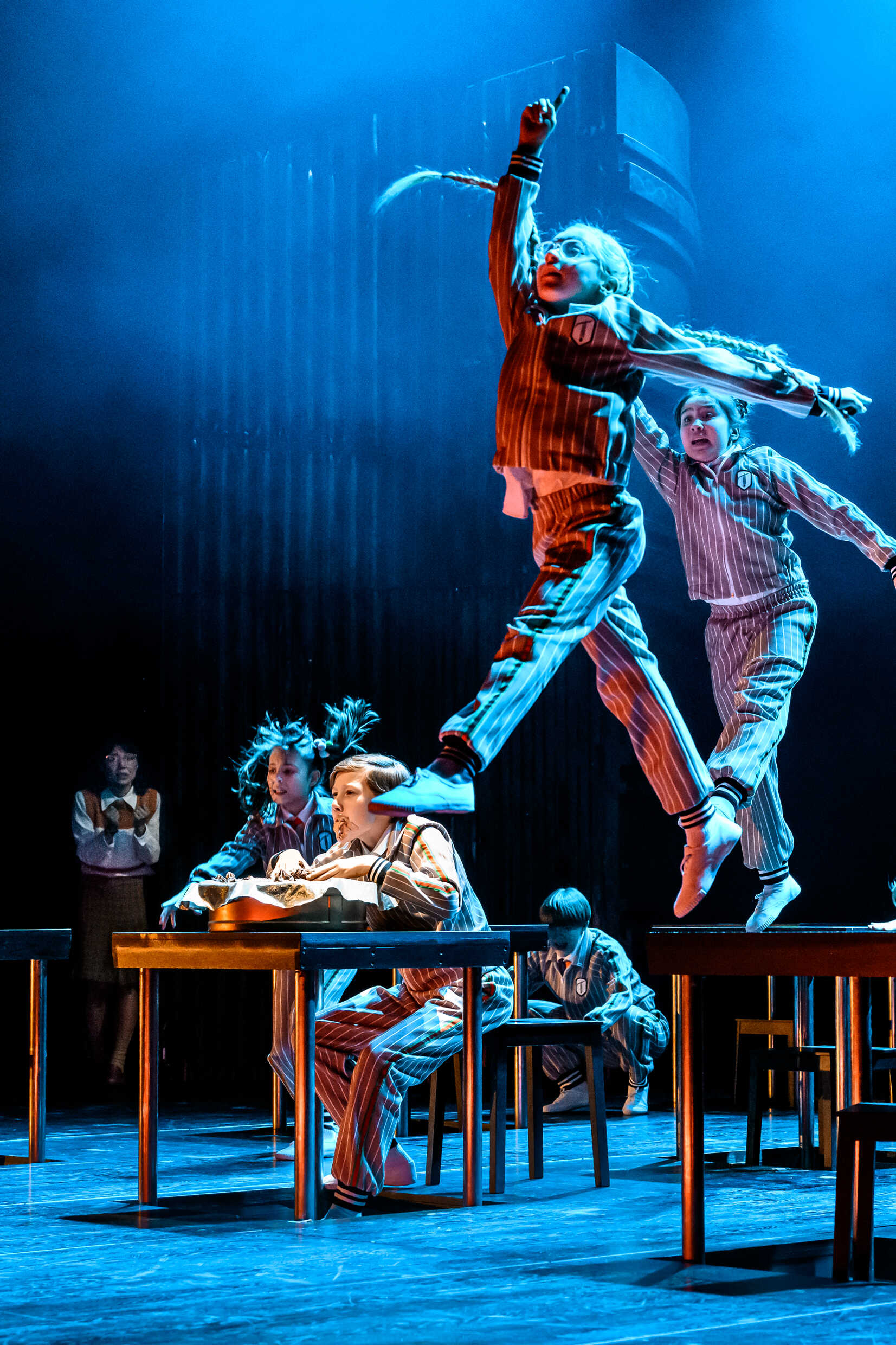 Wilhelm Ã…kerlind, Emmi TjernstrÃ¶m och Sora Elding i Matilda The Musical,  premiÃ¤r 1 december pÃ¥ Stora scenen, Kulturhuset Stadsteatern.
