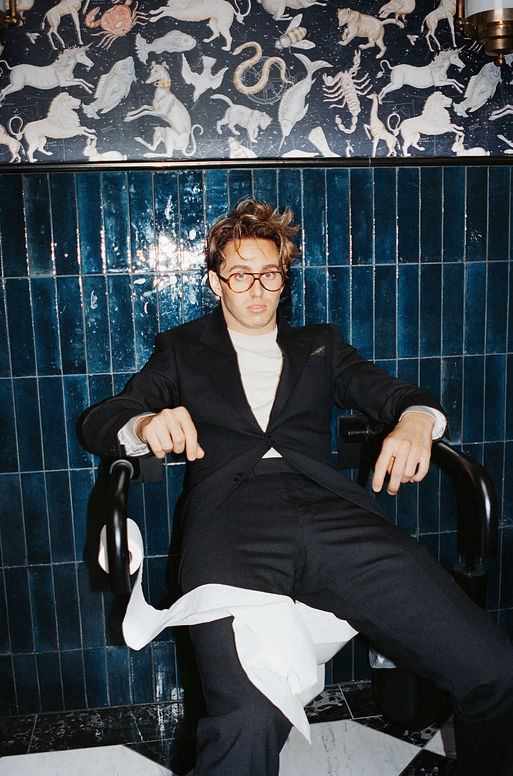 Hampus Nessvold i pjäsen Sakarias spyor. Urpremiär 26 januari på Lilla scenen, Kulturhuset Stadsteatern.