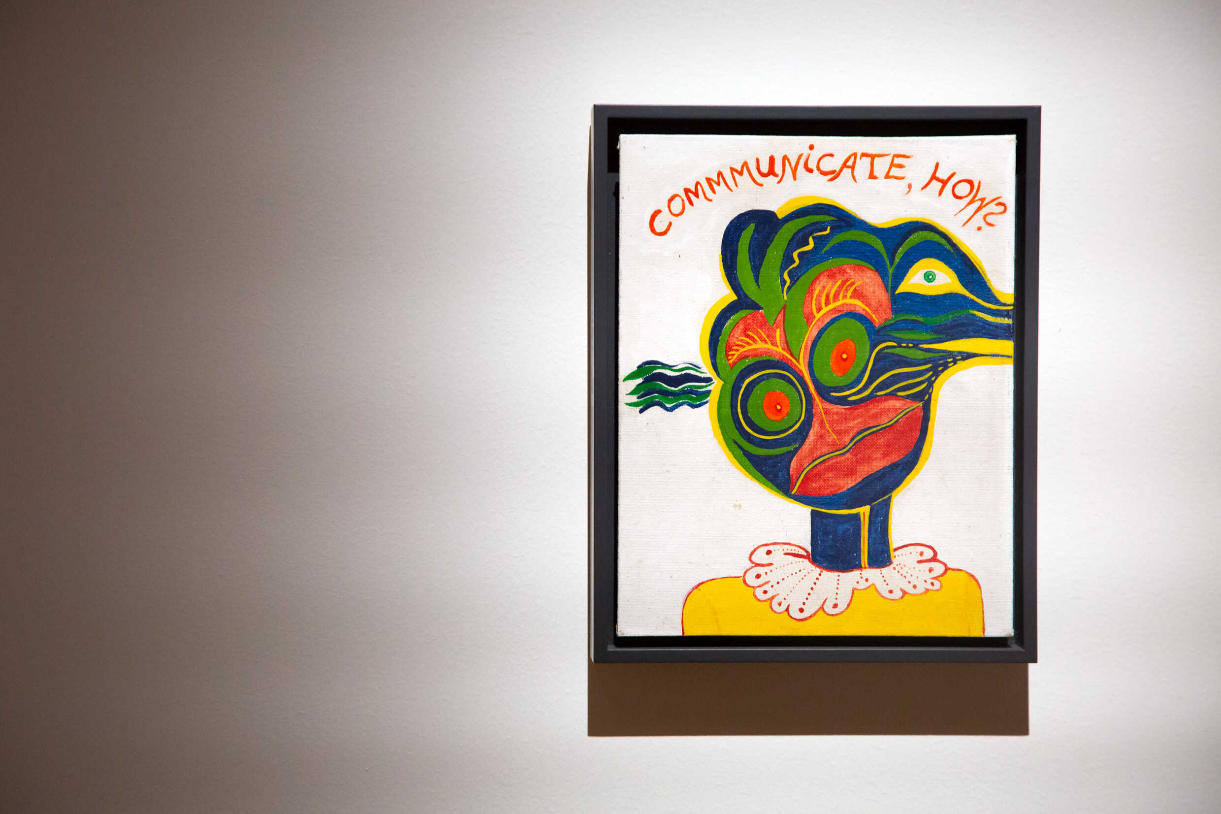 Verket "Communicate, How?" av Moki Cherry. Utställningen "Gör det själv" på Kulturhuset Stadsteatern.