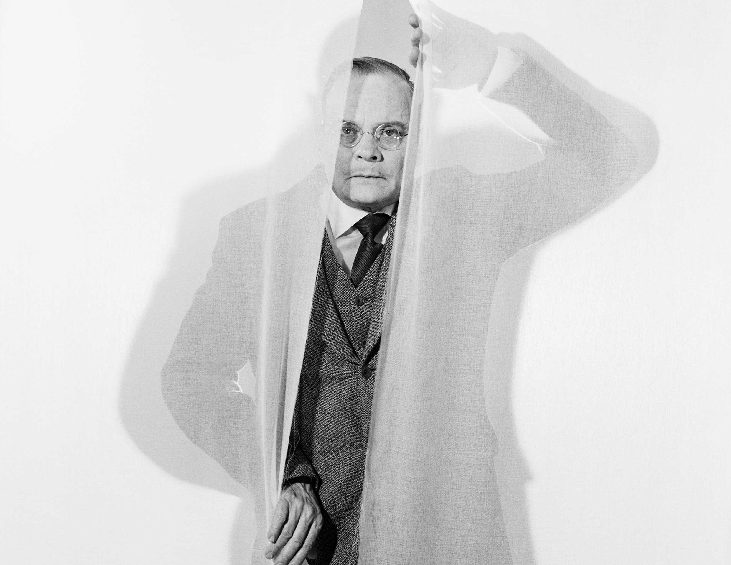 Gerhard Hoberstorfer i En tysk mans historia. Sverigepremiär 31 augusti på Lilla Scenen.