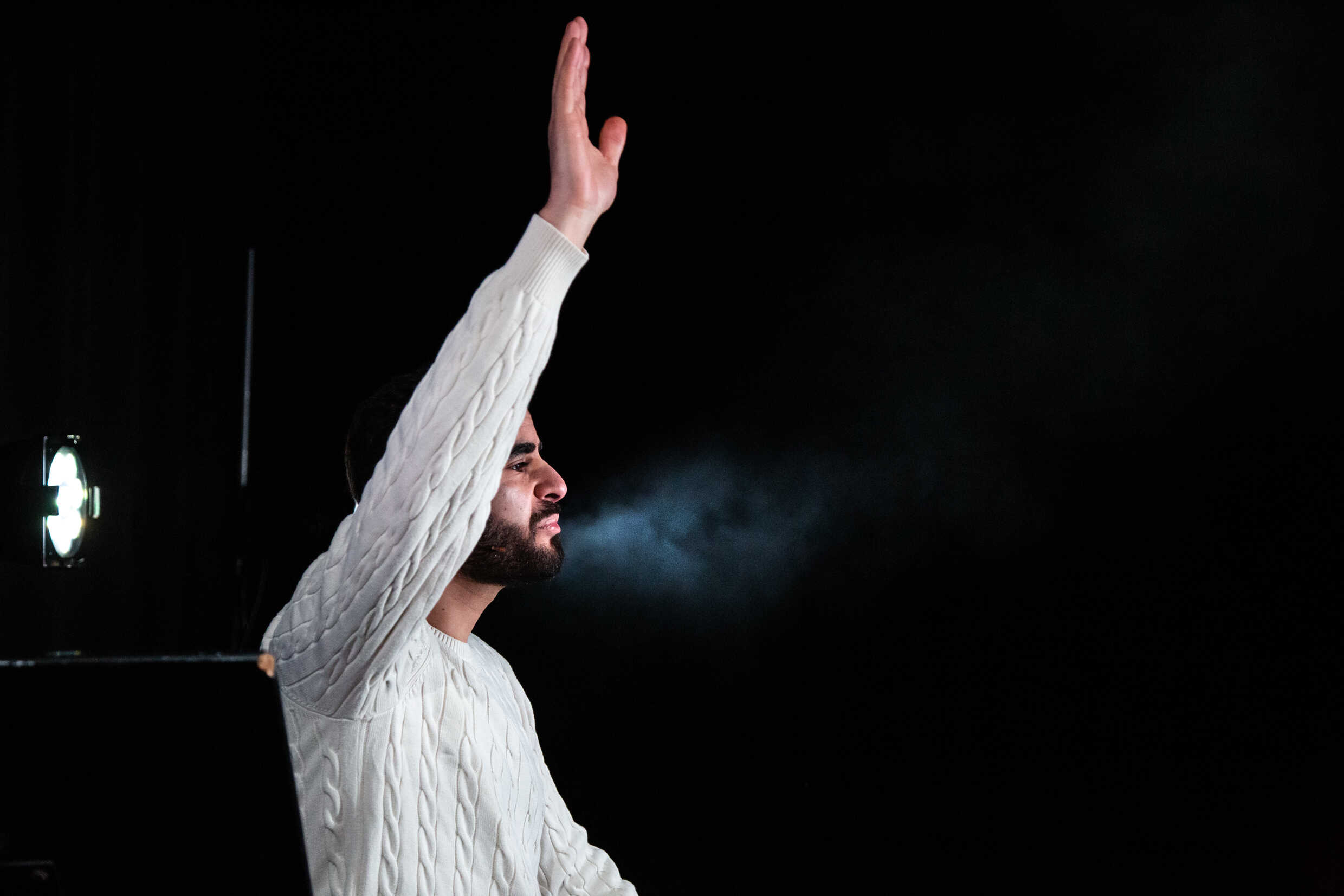 Mustafa Zatara i Vem var min pappa. Premiär 22 februari på Kulturhuset Stadsteatern i Husby.