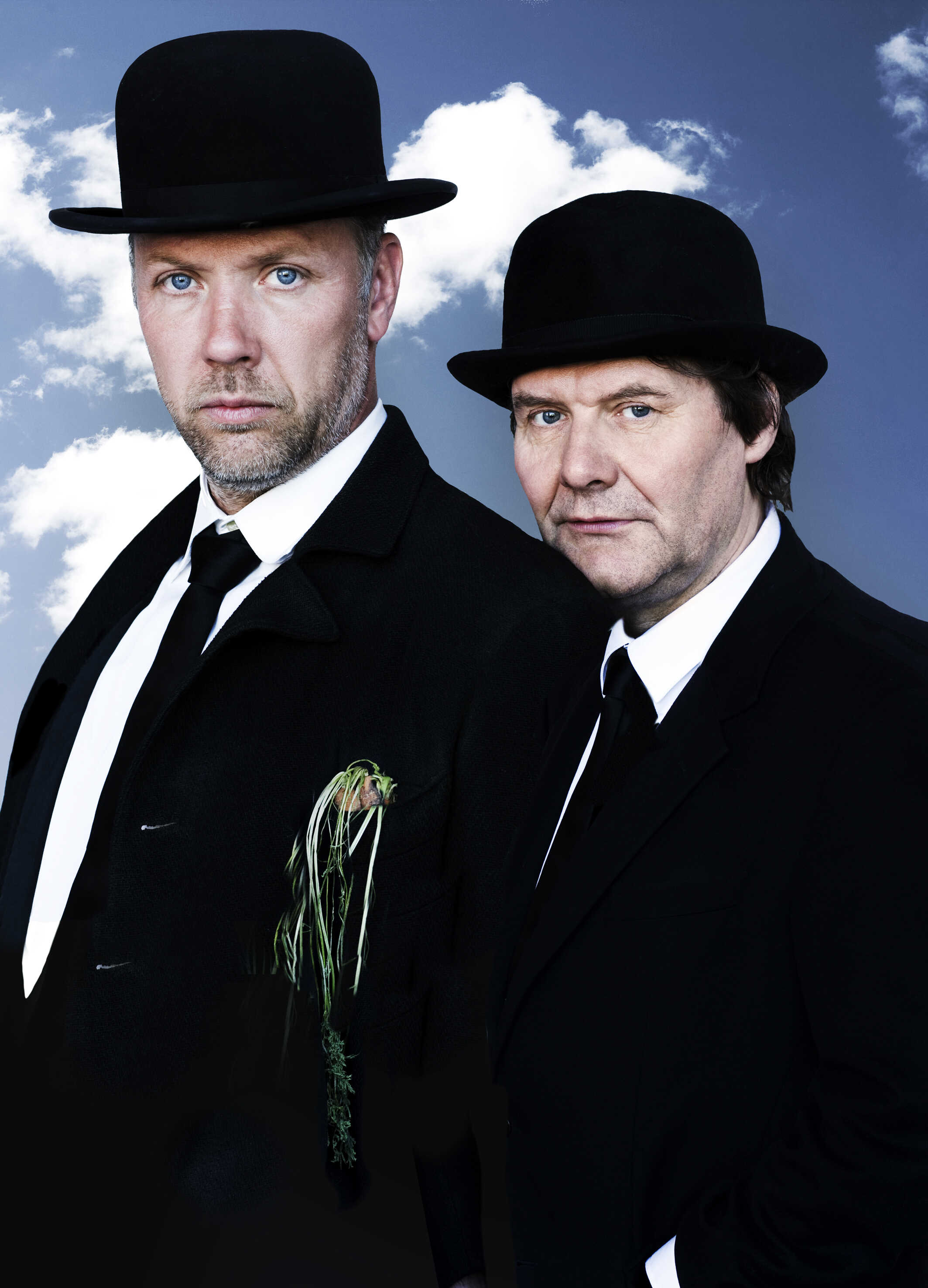 Mikael Persbrandt och Johan Rabaeus i I väntan på Godot av Samuel Beckett, regi Thommy Berggren