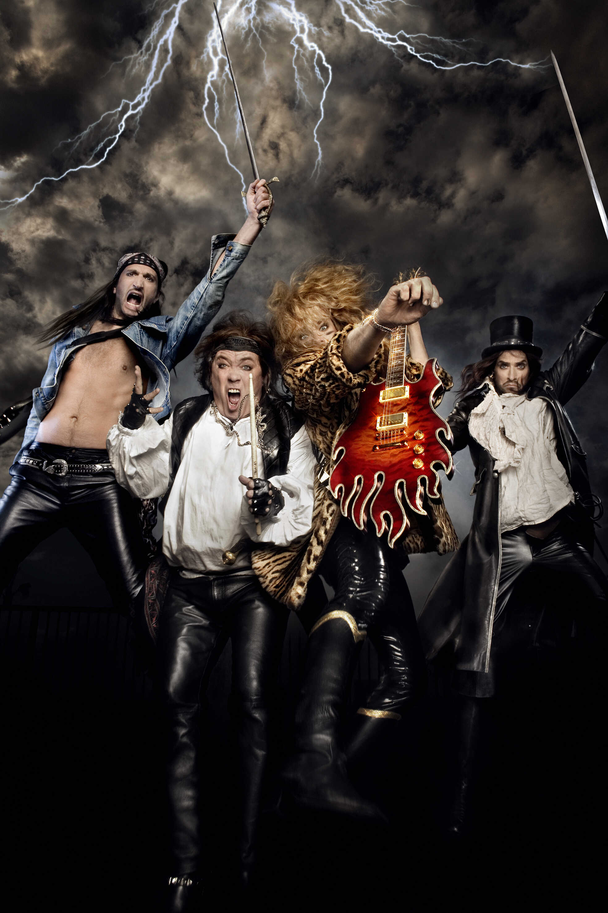 Fares Fares, Leif Andrée, Johannes Bah Kuhnke och Andreas Kundler i De tre musketörerna. Urpremiär på Stora scenen 27 februari 2009.