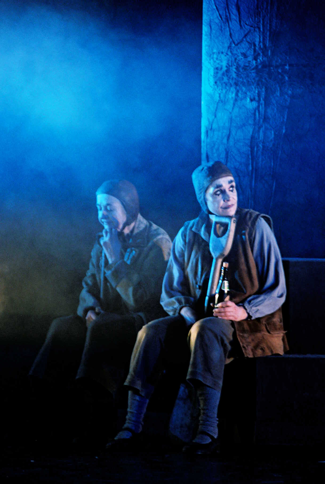 Stockholms stadsteater, Meta Velander och Marika Lindström i Hamlet på Stora scenen