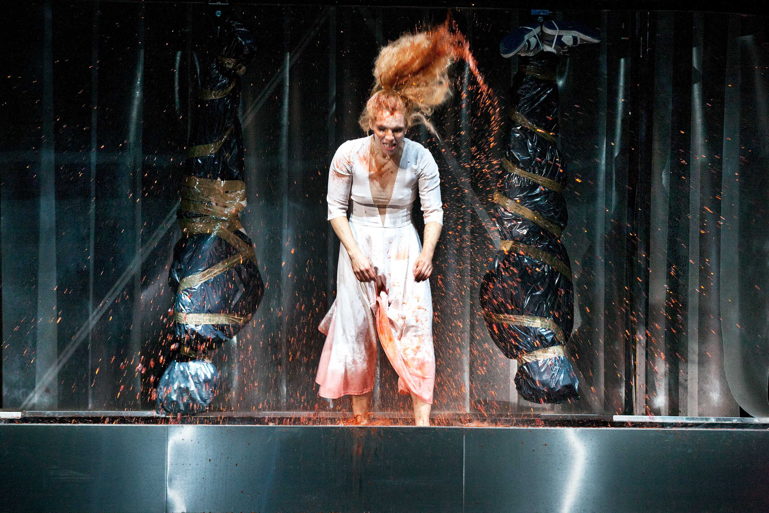 Sofia Ledarp i Macbeth, premiär 22 december på Stora scenen, Kulturhuset Stadsteatern