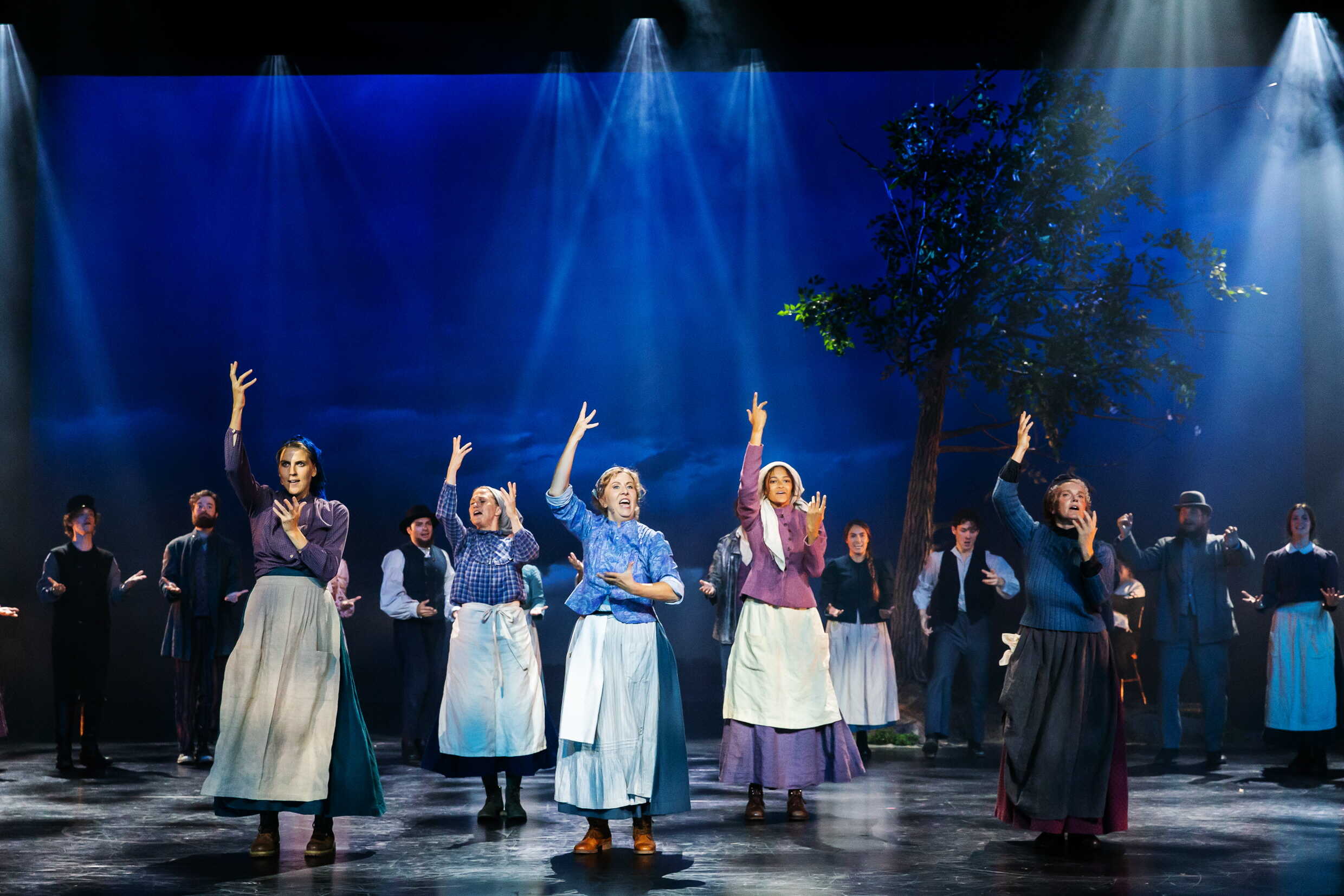 Spelman på taket. Premiär 24 augusti 2019 på Dansens Hus.