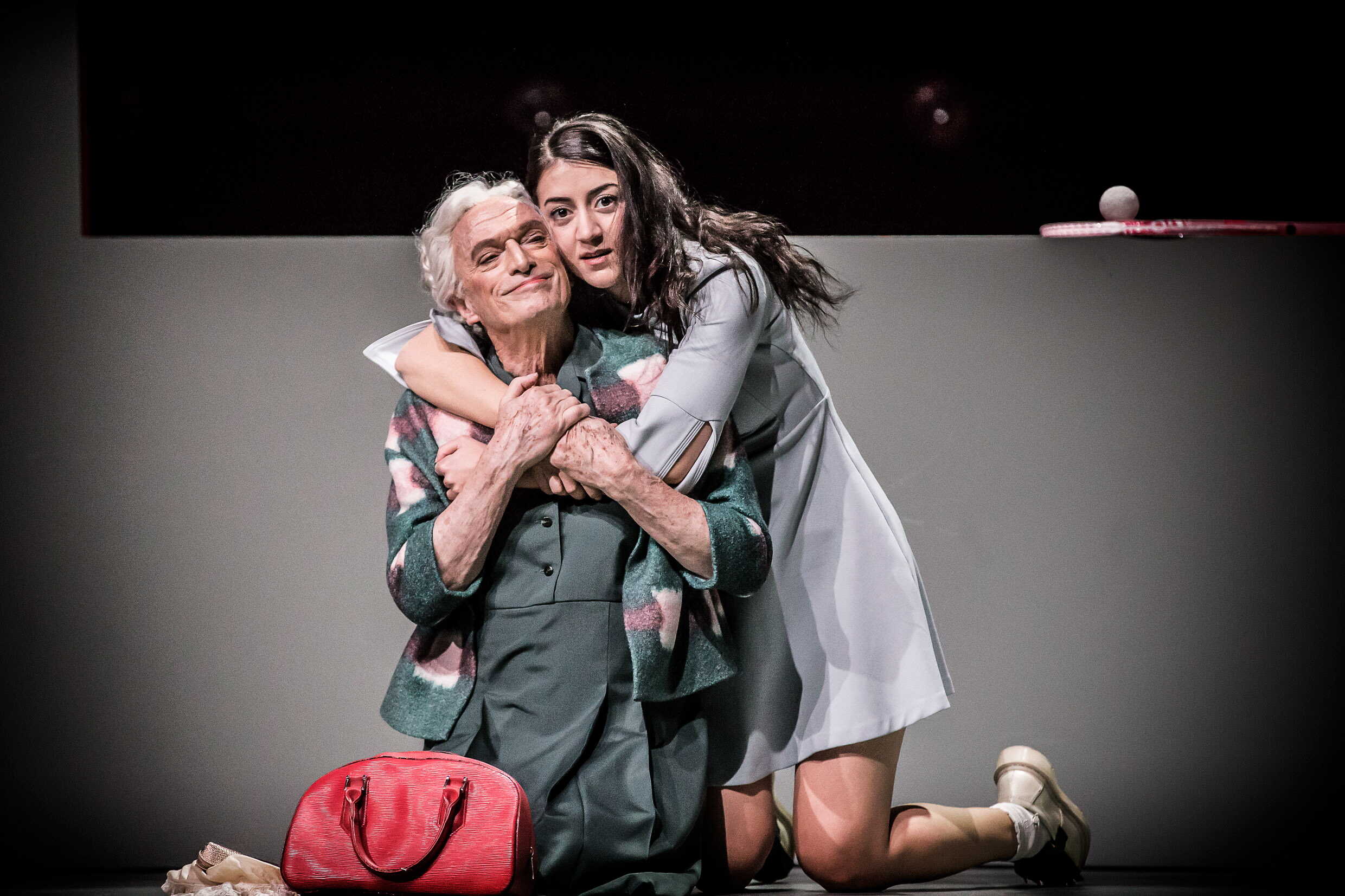Ã…ke Lundqvist och Gizem Erdogan i Romeo och Julia av William Shakespeare. PremiÃ¤r 18 november pÃ¥ Stora scenen 2016. Kulturhuset Stadsteatern