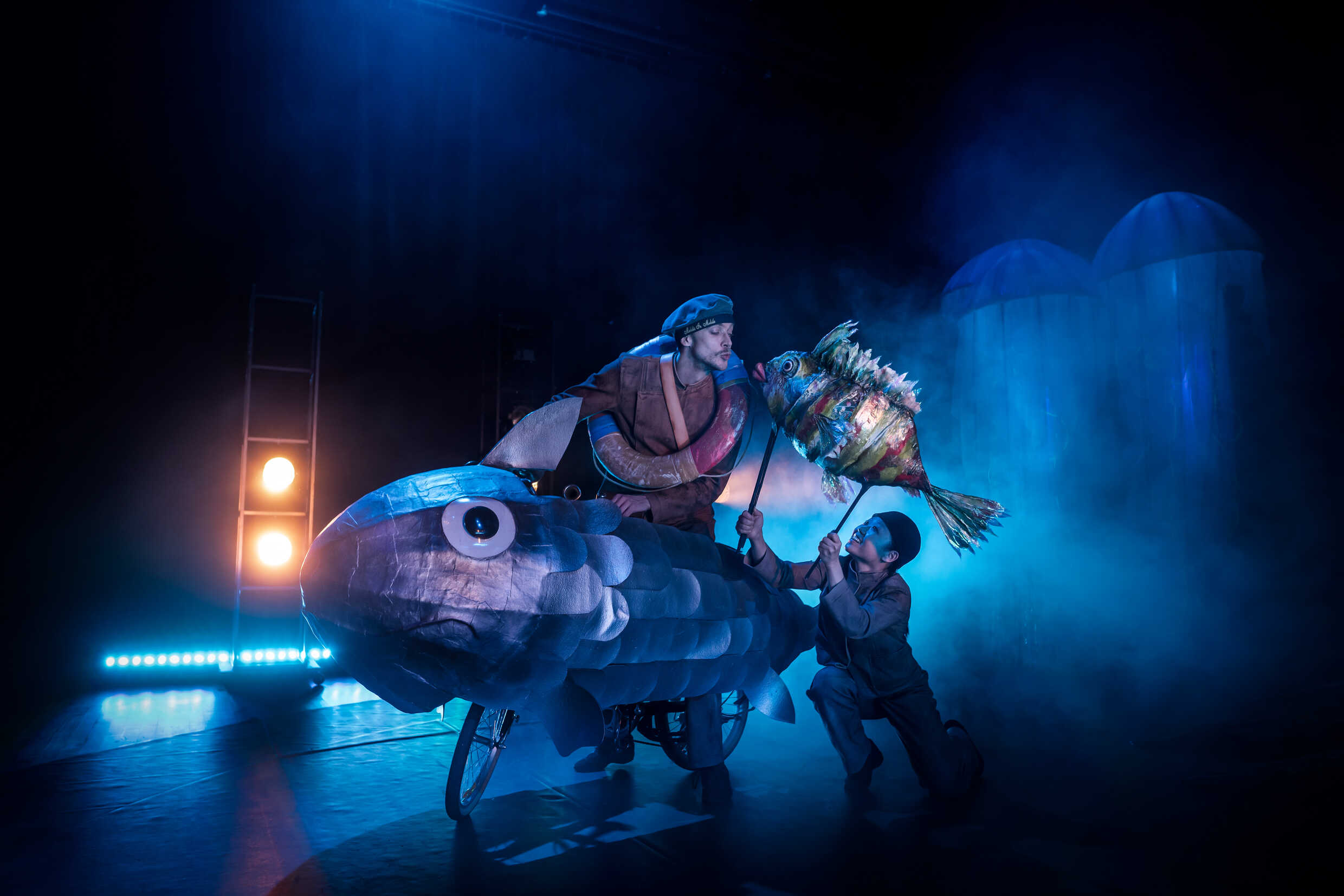 Ett Frö i Rymden, Marionetteatern. Nypremiär på Lilla scenen, Kulturhuset Stadsteatern den 2 oktober 2021.